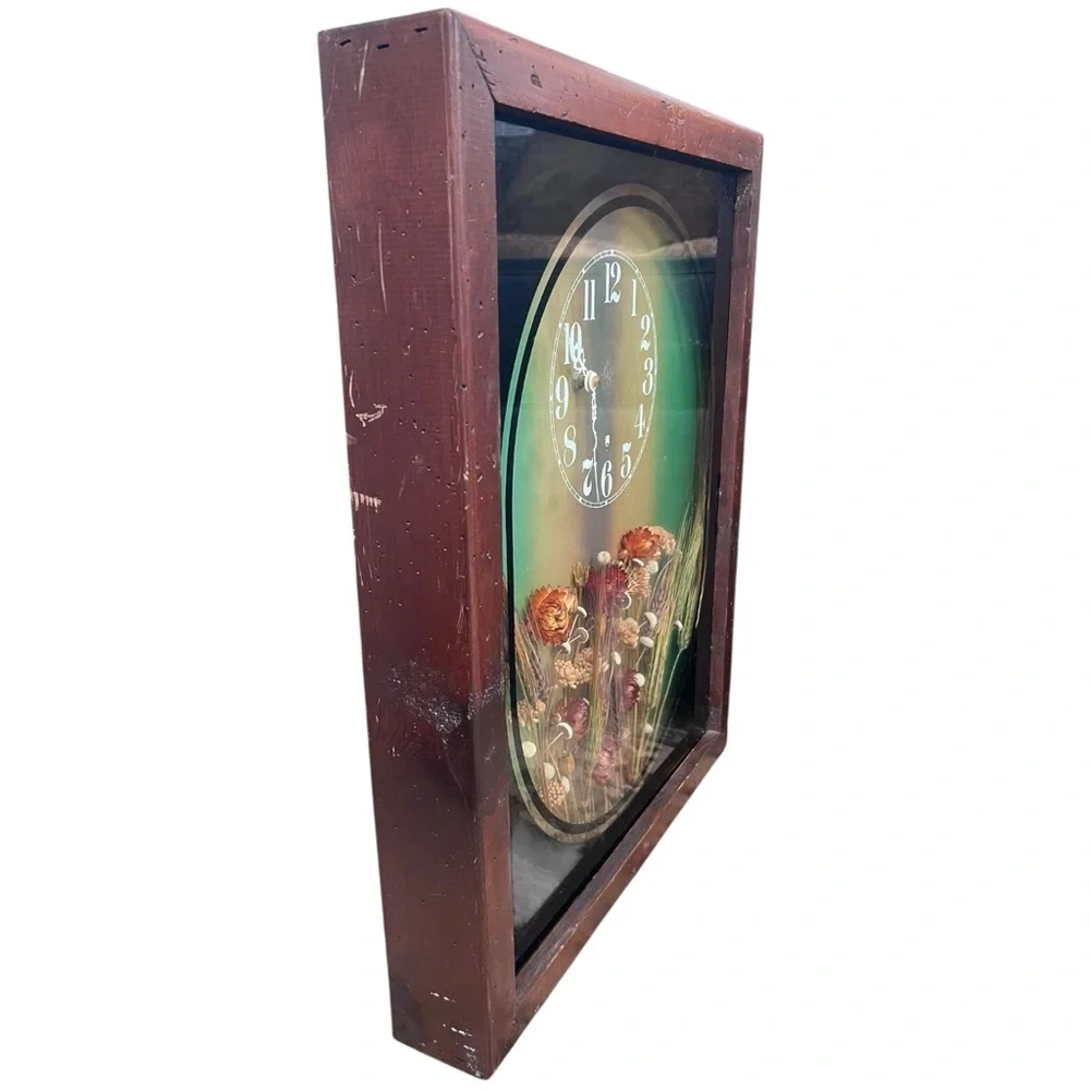 Vintage 1970's Shadow Box Clock W/ Dried Flowers Wood Frame Glass 21”x17” Tested